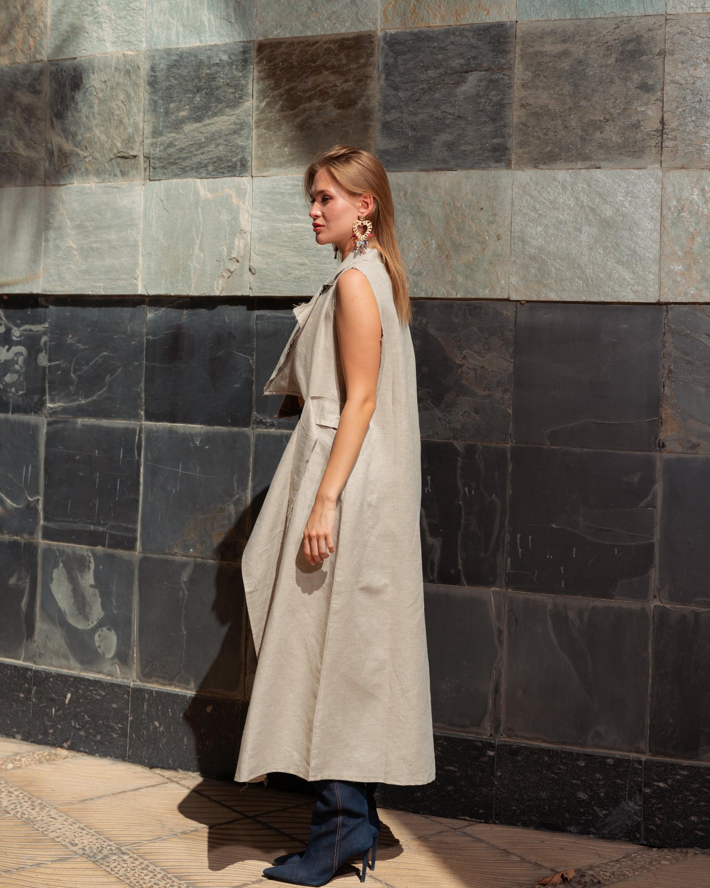 Beige pure linen waistcoat