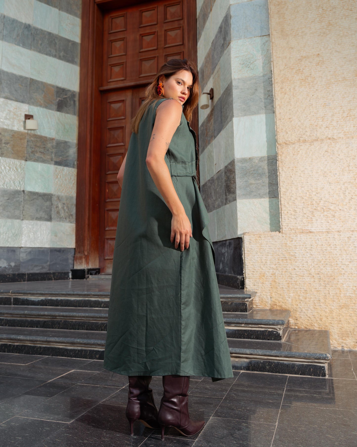 Olive pure linen waistcoat