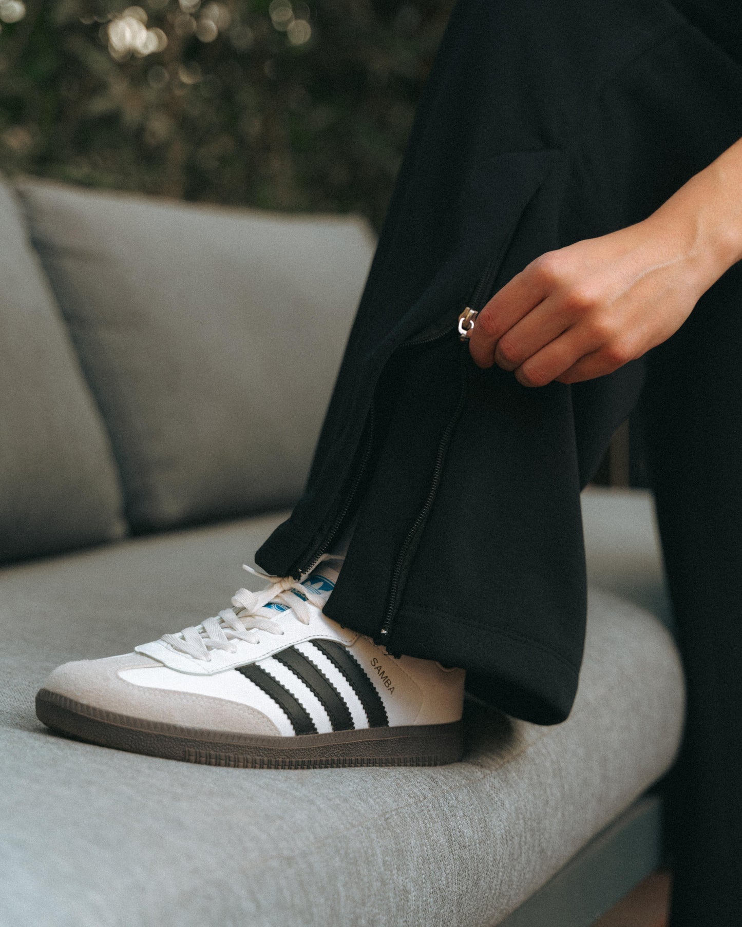 Black Side-zip wide leg sweatpants